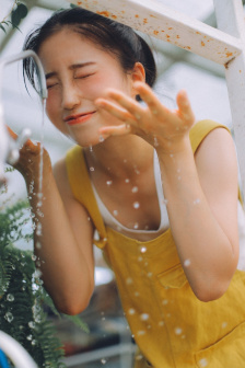 免费的直播网站